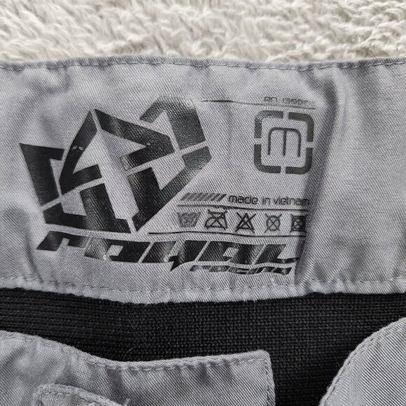 Royal Racing Cruiser Shorts Womens Size Medium Grey Black Zippers - Picture 7 of 16